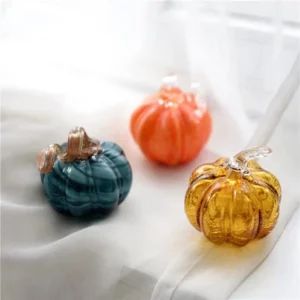 Decoração em forma de abóbora de Halloween