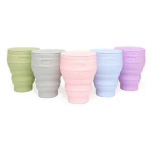 Copos de silicone dobráveis